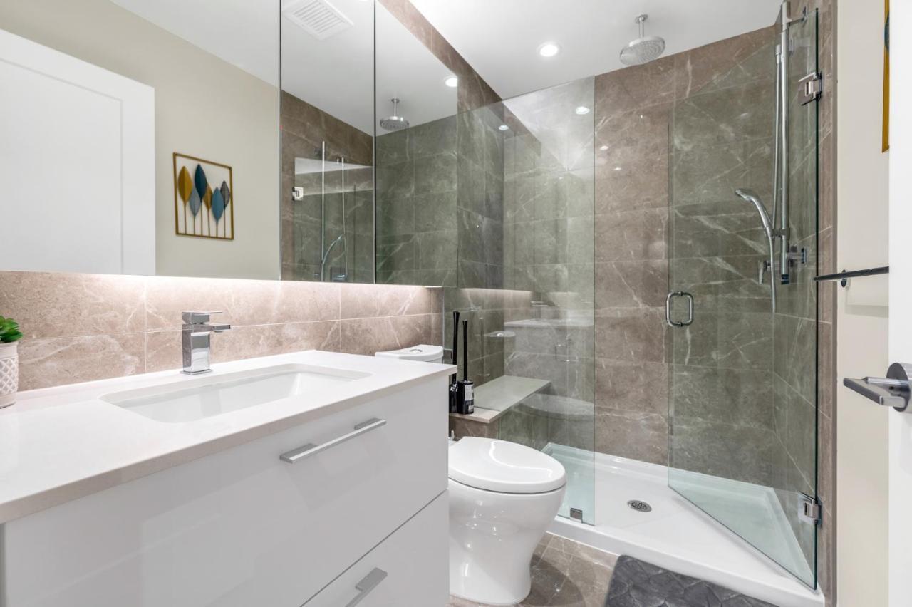 Modern Comfort At Ubc: 1Br Condo Near Campus Ванкувер Экстерьер фото