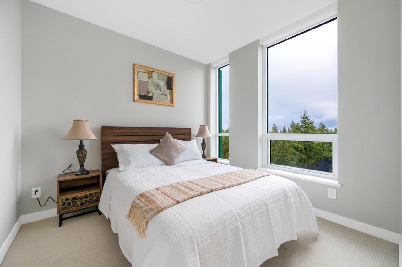 Modern Comfort At Ubc: 1Br Condo Near Campus Ванкувер Экстерьер фото